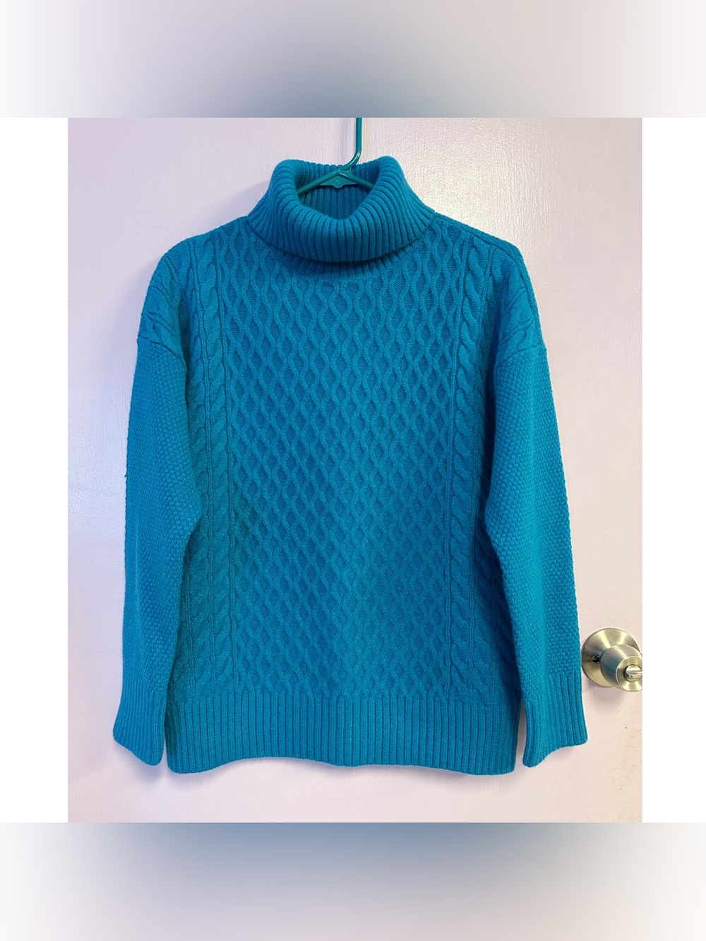 NWT Ann Taylor Cable Knit Sweater Size XXS